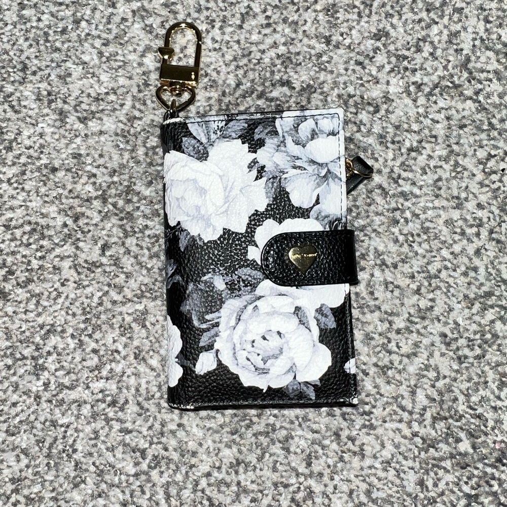 Betsy Johnson wallet